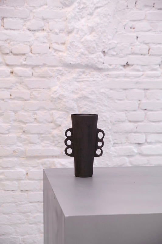 Vaso V Preto