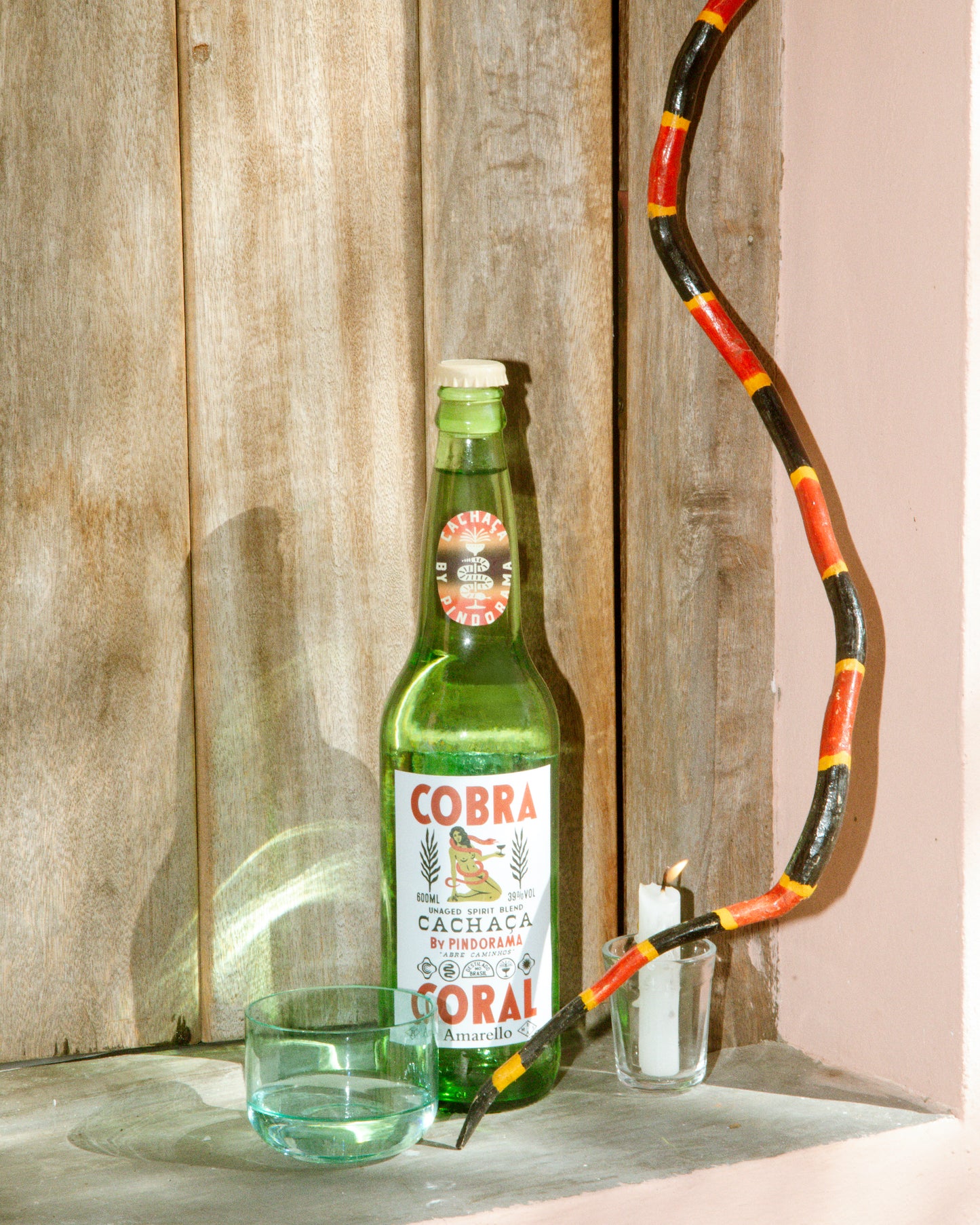 Cobra Coral Cachaça