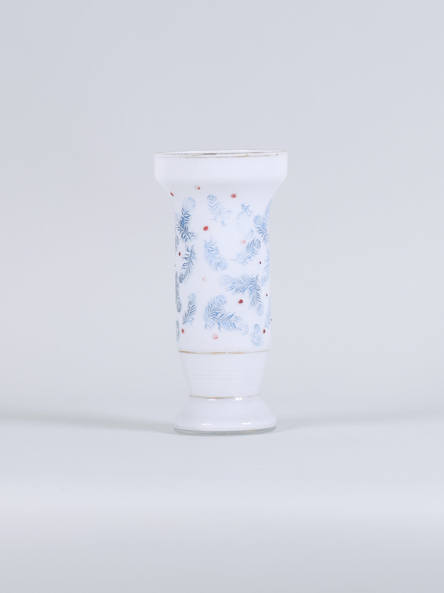 Vaso Branco de Vidro com Pintura Azul e Vermelha