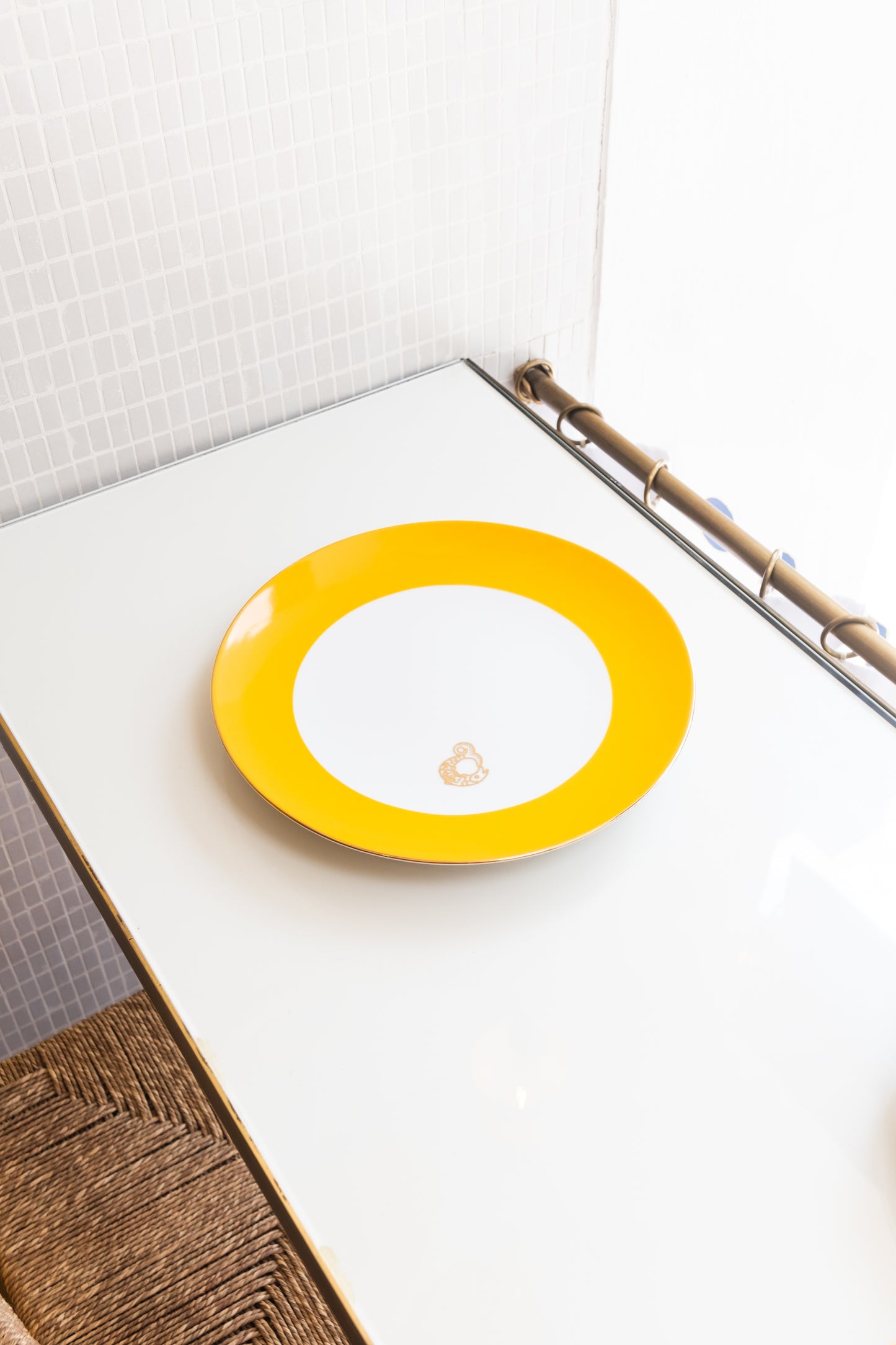 Prato Dea Raso Amarelo
