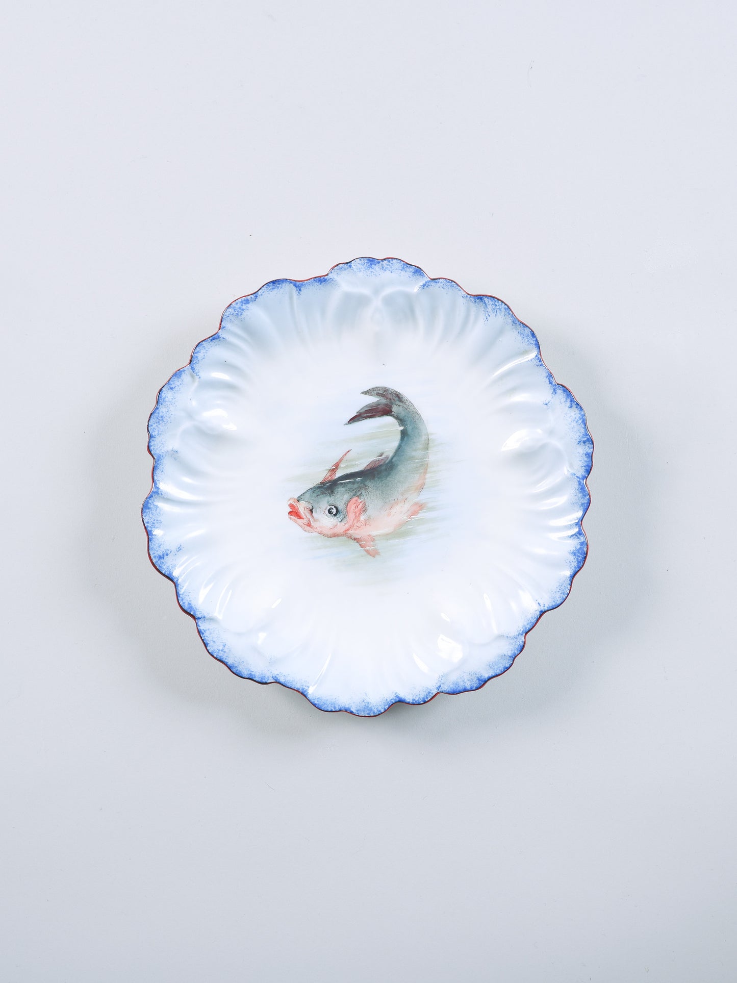 Prato de Porcelana Limonges com Peixe Pintado à Mão 1